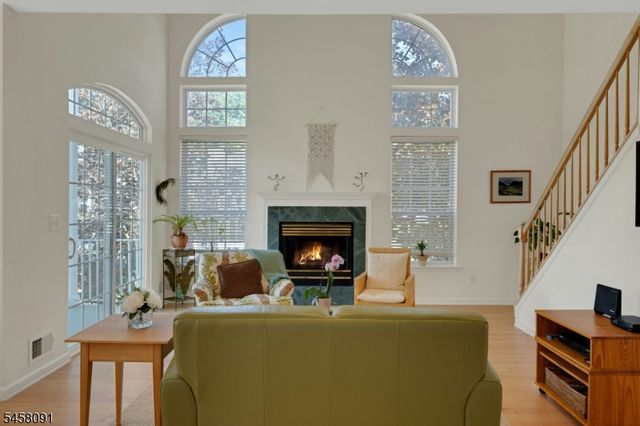 23 Hancock Dr, Morris Twp., NJ 07960