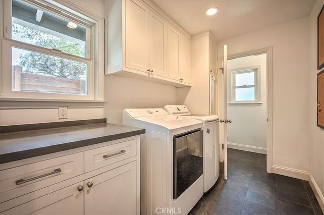 385 E Mendocino Street, Altadena, CA 91001