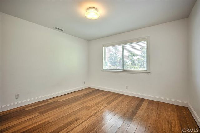 385 E Mendocino Street, Altadena, CA 91001