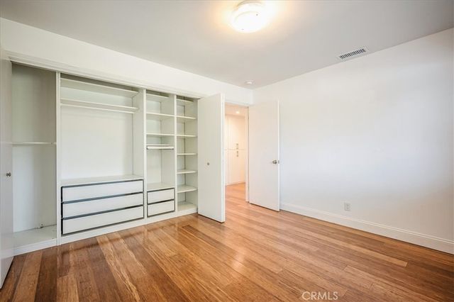 385 E Mendocino Street, Altadena, CA 91001