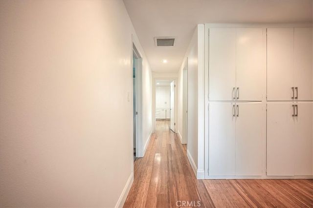 385 E Mendocino Street, Altadena, CA 91001
