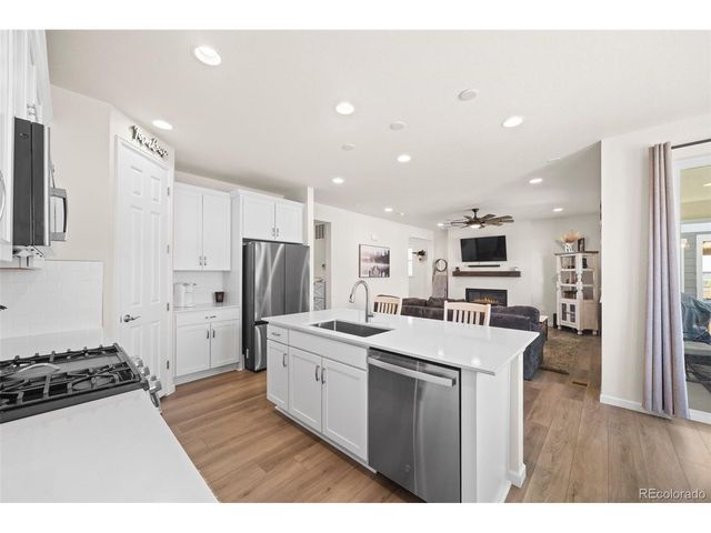 9239 Uravan Ct, Commerce City, CO 80022