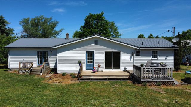 1873 W CENTER Street, Waterford, PA 16441