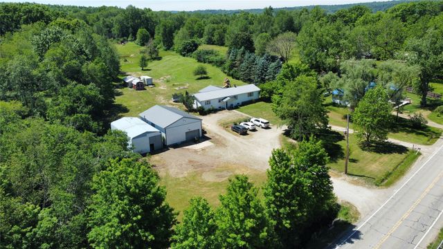 1873 W CENTER Street, Waterford, PA 16441