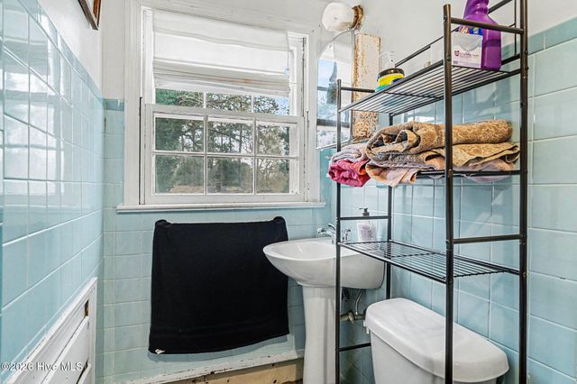 109 S Austin Street, Maxton, NC 28364