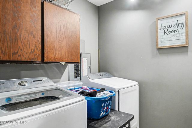 109 S Austin Street, Maxton, NC 28364