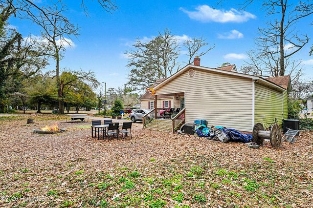 109 S Austin Street, Maxton, NC 28364