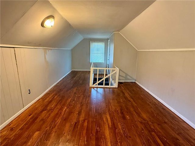 4324 Myrtle Avenue, Kansas City, MO 64130