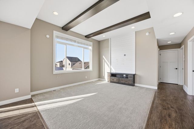 1809 42nd Street S, Moorhead, MN 56560