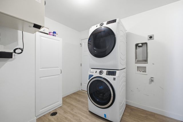 1809 42nd Street S, Moorhead, MN 56560