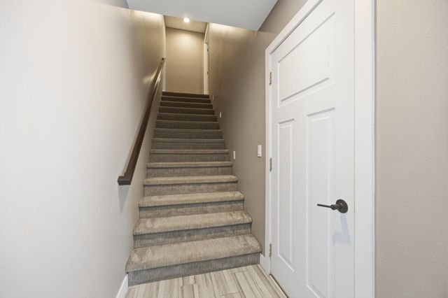 1809 42nd Street S, Moorhead, MN 56560