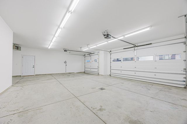 1809 42nd Street S, Moorhead, MN 56560