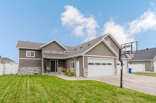 1809 42nd Street S, Moorhead, MN 56560