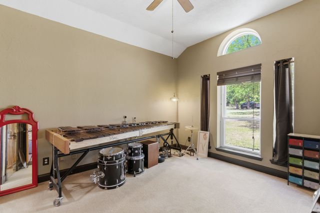 321 County Road 211 Road, Gainesville, TX 76240
