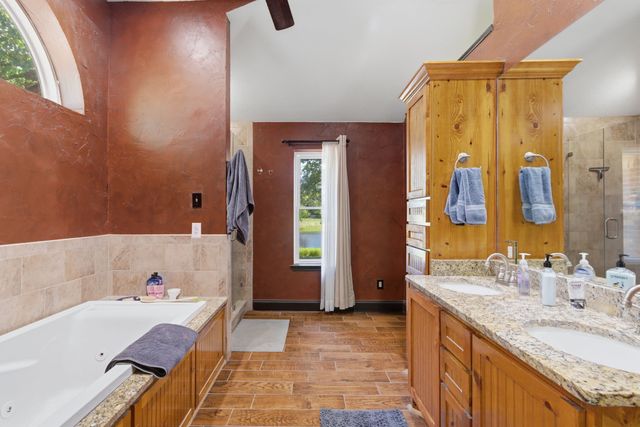 321 County Road 211 Road, Gainesville, TX 76240