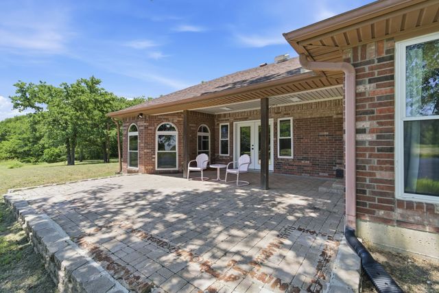 321 County Road 211 Road, Gainesville, TX 76240