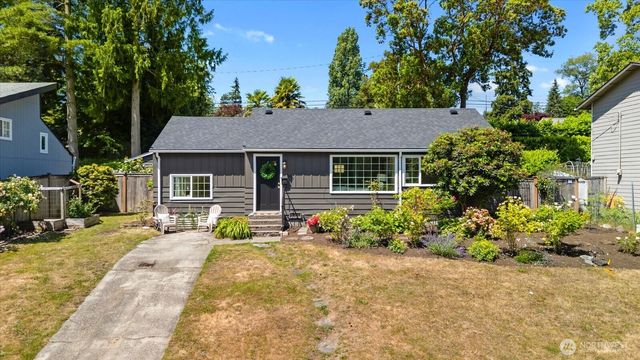 16237 10th Avenue NE, Shoreline, WA 98155
