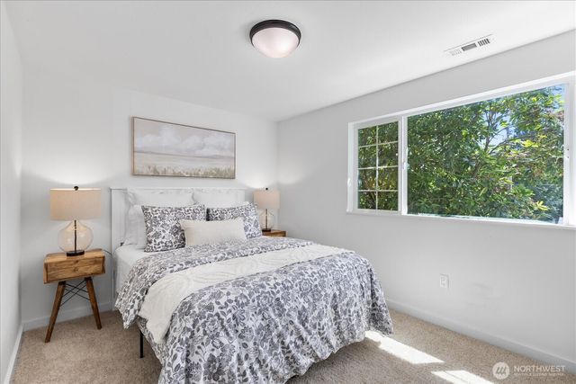 16237 10th Avenue NE, Shoreline, WA 98155
