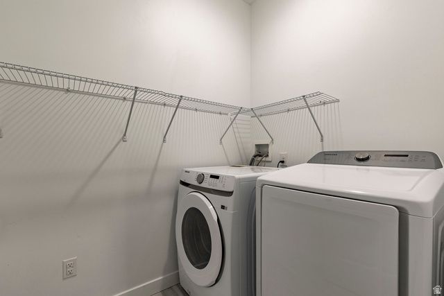 8725 W BECKVILLE DR, Magna, UT 84044