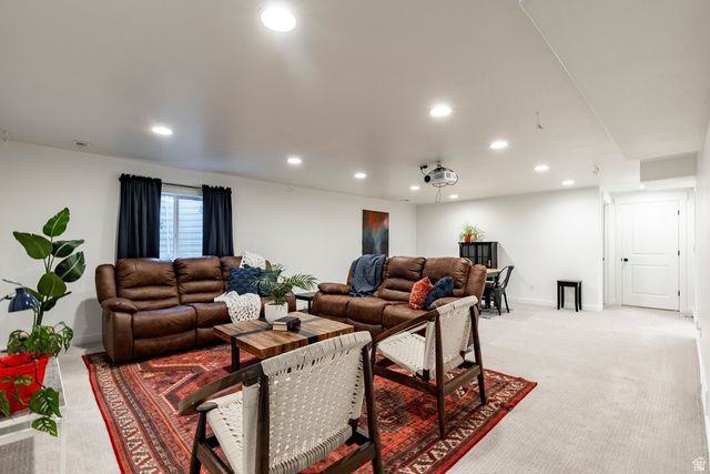 8725 W BECKVILLE DR, Magna, UT 84044