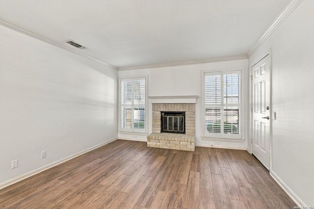 8415 Fredericksburg Rd Apt 902, San Antonio, TX 78229