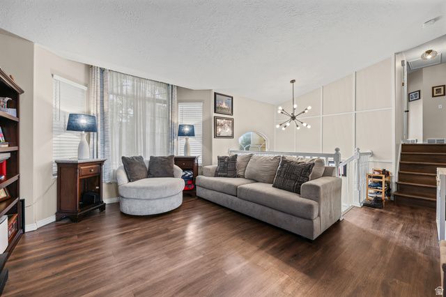 1028 E CANFIELD DR, Ogden, UT 84404