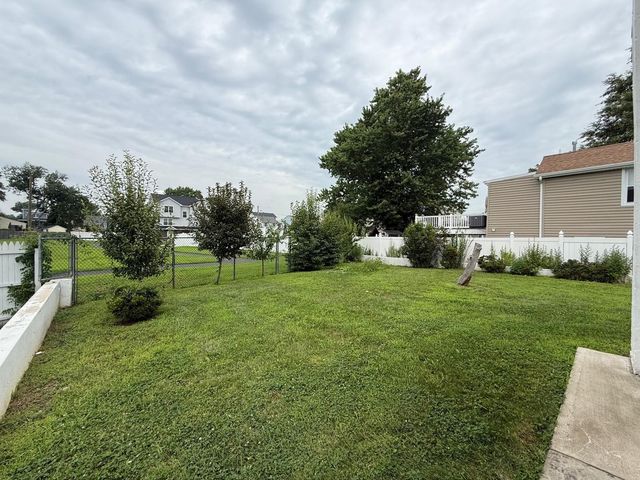 55 WASHINGTON AVE, Keansburg Boro, NJ 07734