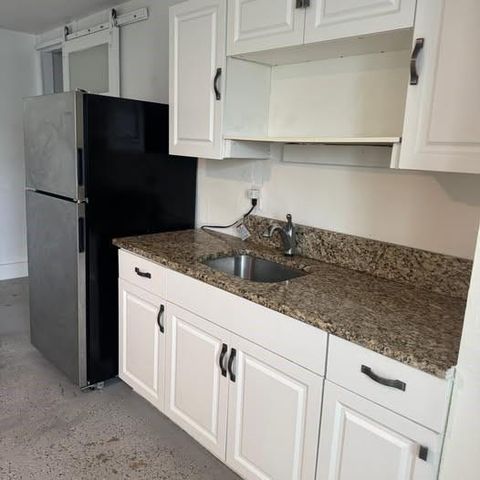 1140 NE 15th Avenue, Fort Lauderdale, FL 33304