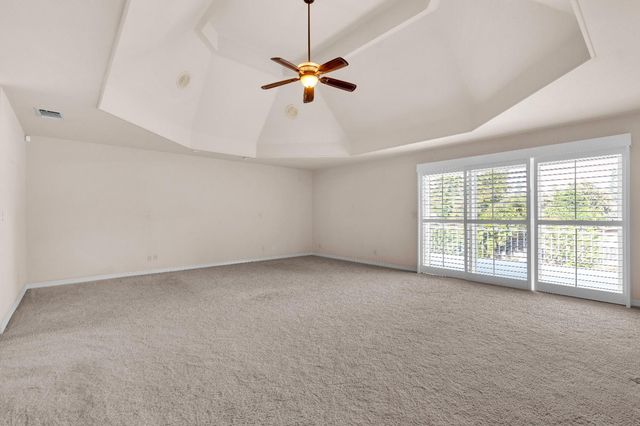 6518 N Dolores, Fresno, CA 93711