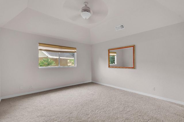 6518 N Dolores, Fresno, CA 93711