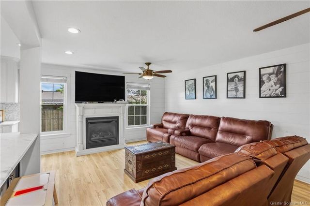 230 Vine Street, Sulphur, LA 70663