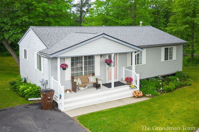 13178 Spruceridge Road, Gowen, MI 49326