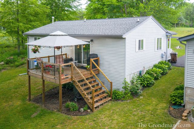 13178 Spruceridge Road, Gowen, MI 49326