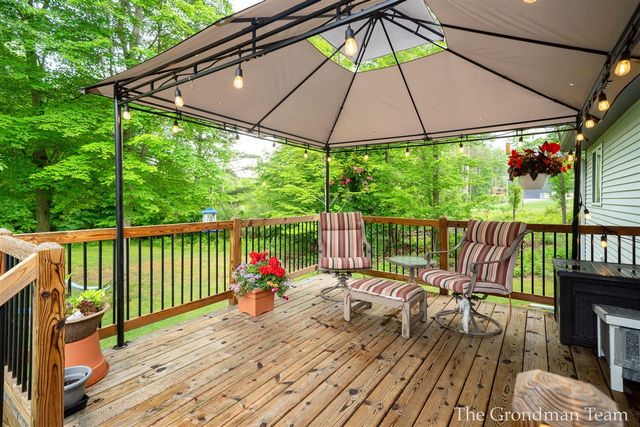 13178 Spruceridge Road, Gowen, MI 49326