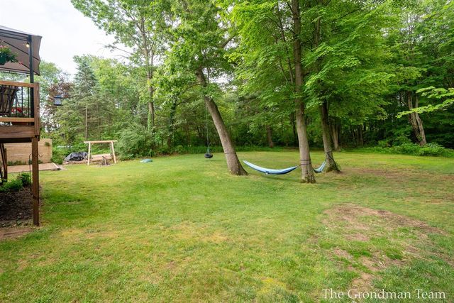 13178 Spruceridge Road, Gowen, MI 49326