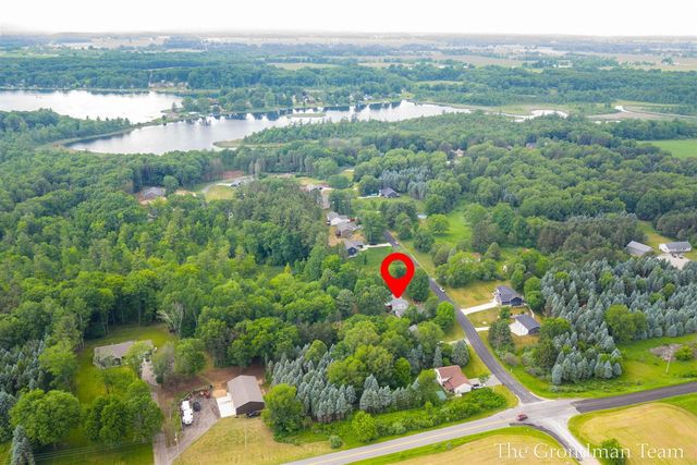 13178 Spruceridge Road, Gowen, MI 49326