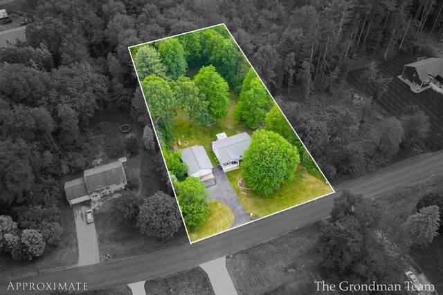 13178 Spruceridge Road, Gowen, MI 49326