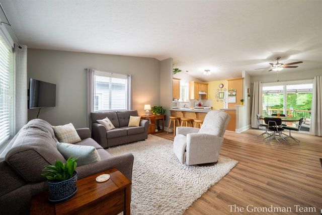 13178 Spruceridge Road, Gowen, MI 49326