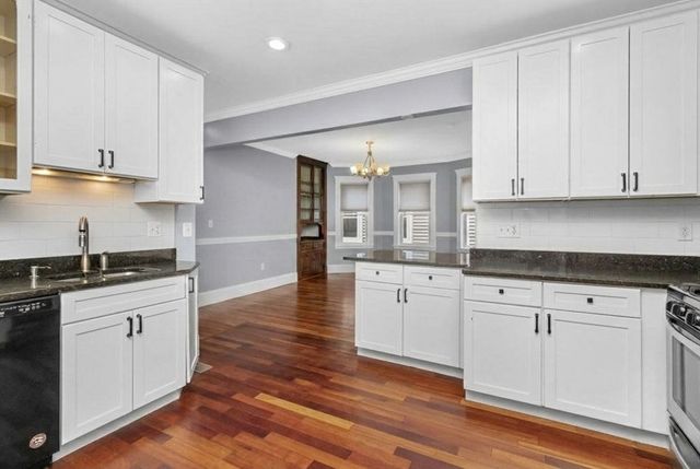 8 Taft St 1, Boston, MA 02125