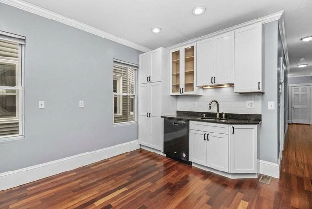 8 Taft St 1, Boston, MA 02125