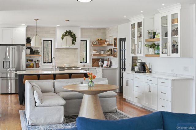 29 Orchard View Drive, Marlboro, NY 12542