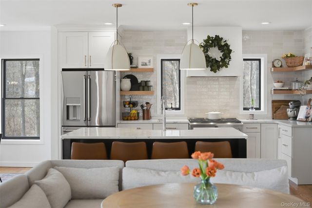 29 Orchard View Drive, Marlboro, NY 12542