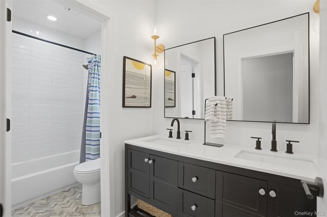 29 Orchard View Drive, Marlboro, NY 12542