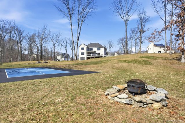 29 Orchard View Drive, Marlboro, NY 12542