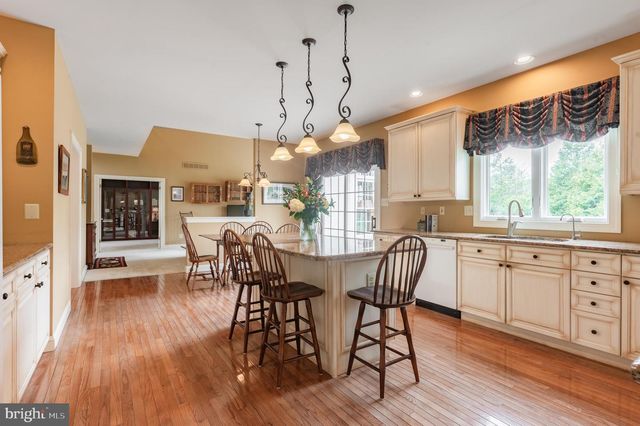 694 MISTY HOLLOW, Maple Glen, PA 19002