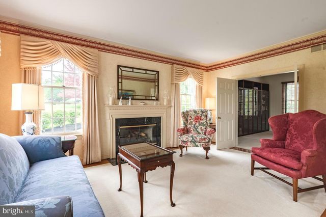 694 MISTY HOLLOW, Maple Glen, PA 19002