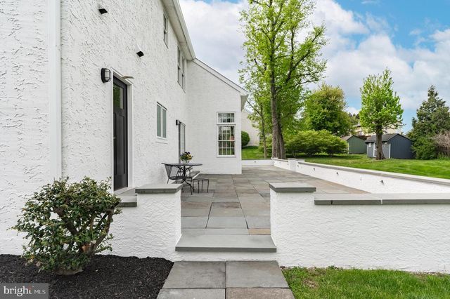 694 MISTY HOLLOW, Maple Glen, PA 19002