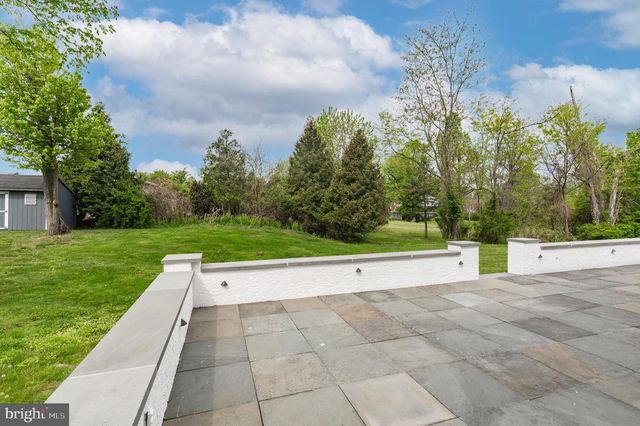 694 MISTY HOLLOW, Maple Glen, PA 19002