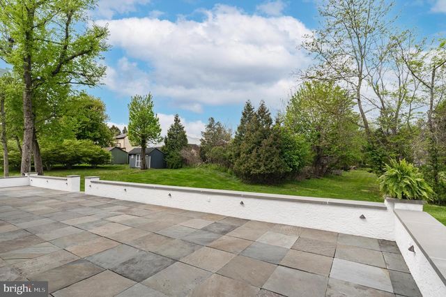 694 MISTY HOLLOW, Maple Glen, PA 19002
