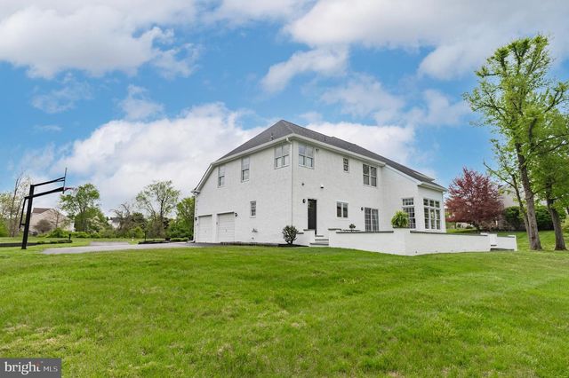 694 MISTY HOLLOW, Maple Glen, PA 19002
